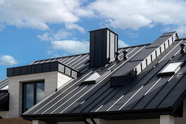 Best Roof Moss and Algae Removal  in Franklin, CA